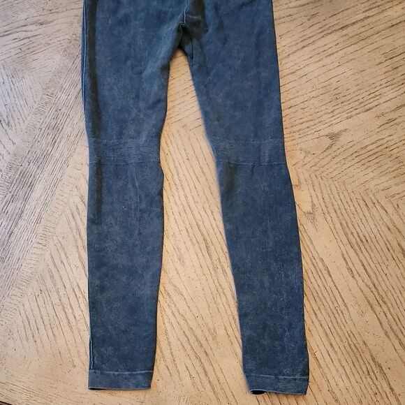 Charcoal distressed denim like leggings size S - Picture 9 of 10